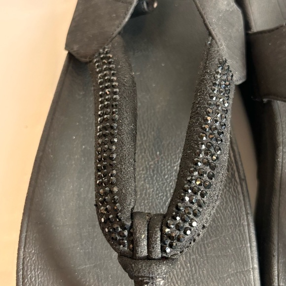 FITFLOP Sz 8.5 Sparkly Front Post Velcro Closure Strap Platform Slip On Sandals - Picture 4 of 10